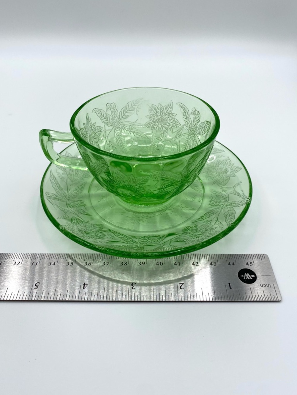 Vintage Jeannette Co. Uranium Green Depression Glass Teacup and Saucer Set 2 - Picture 11 of 12